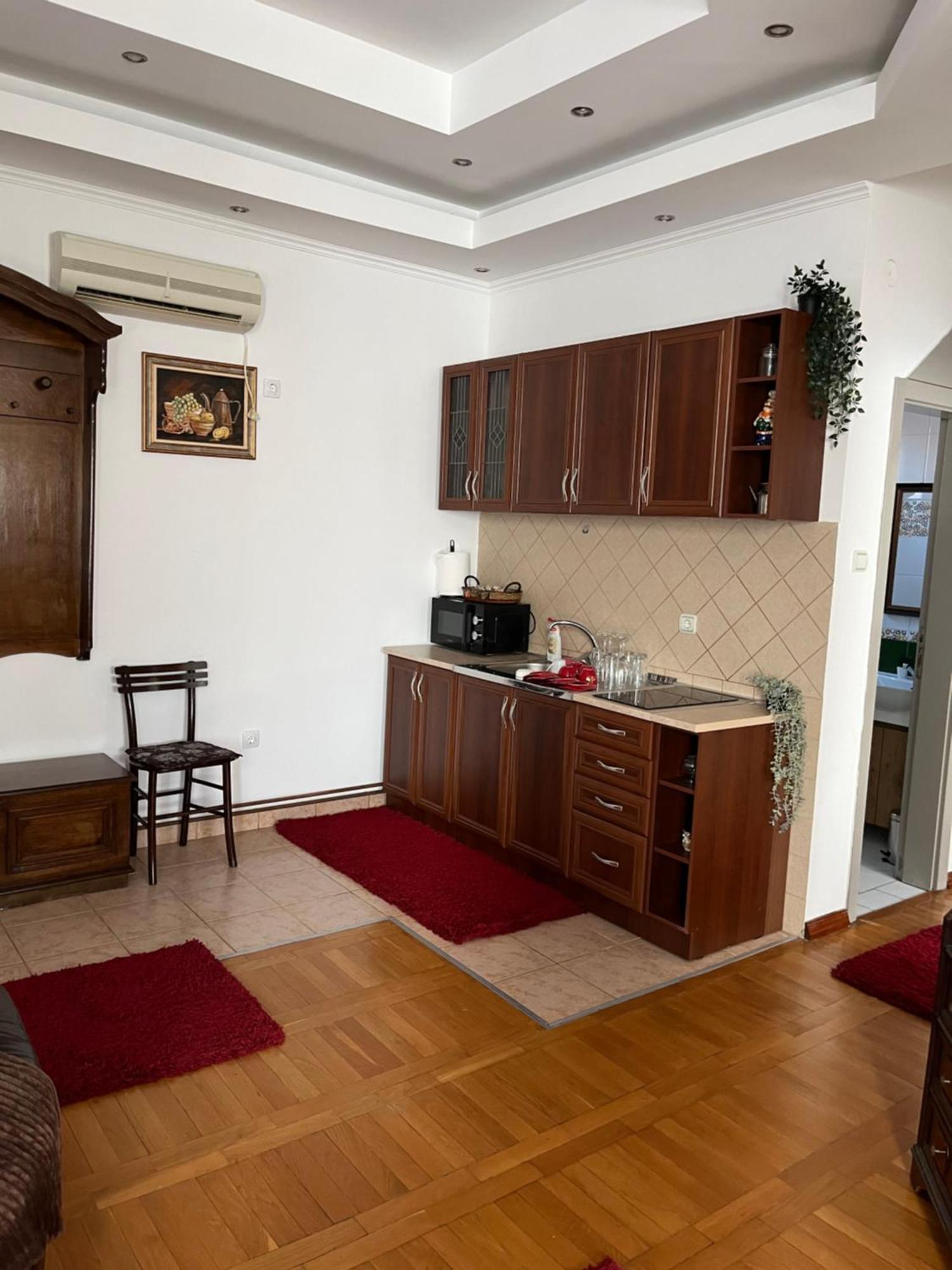 Airport Sky Apartments Lux II Belgrade Extérieur photo
