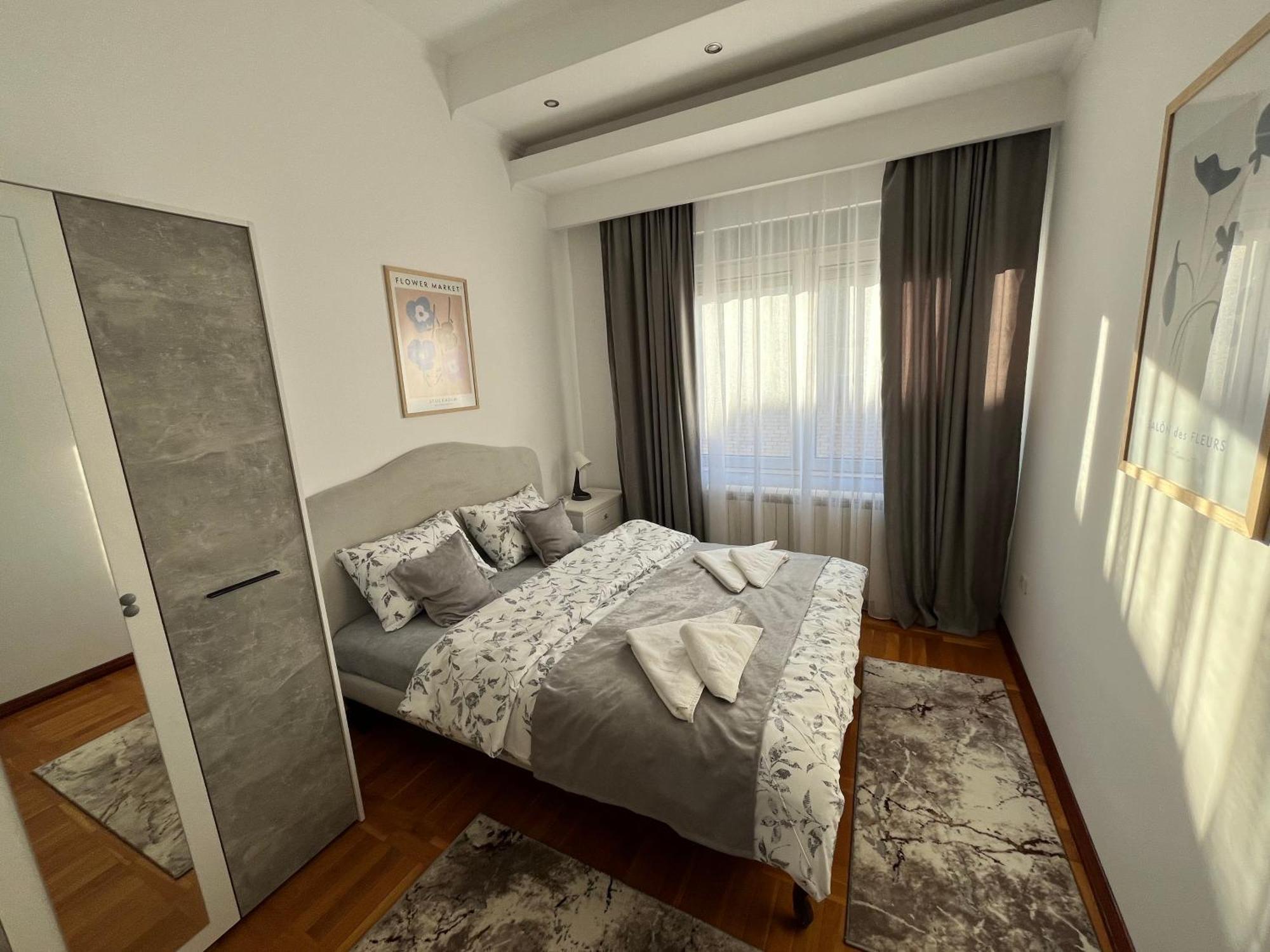 Airport Sky Apartments Lux II Belgrade Extérieur photo